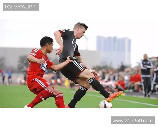 陈哥足球带你领略绿茵场上的激情与梦想,探索足球背后的故事与魅力 陈哥足球带你领略绿茵场上的激情与梦想,探索足球背后的故事与魅力